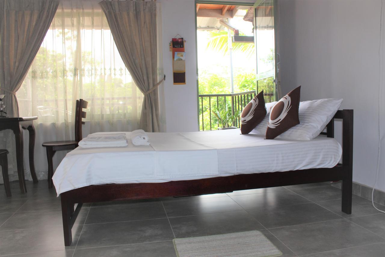 E-Stay Hanthana Kandy Exteriér fotografie